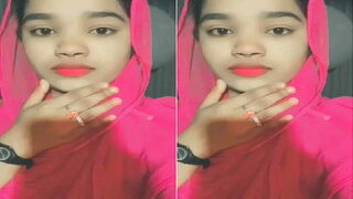 Today exclusive cute babe vc full clip